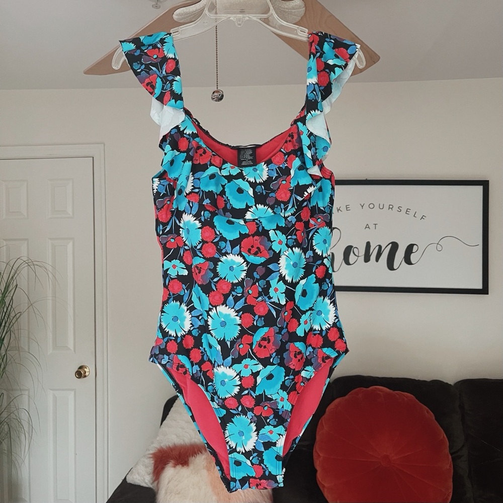 Tommy Hilfiger One Piece Floral Swimsuit